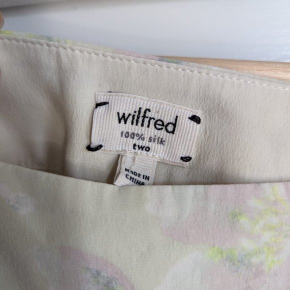 Wilfred 100% Silk Floral Shorts Size 2 - Picture 2 of 4